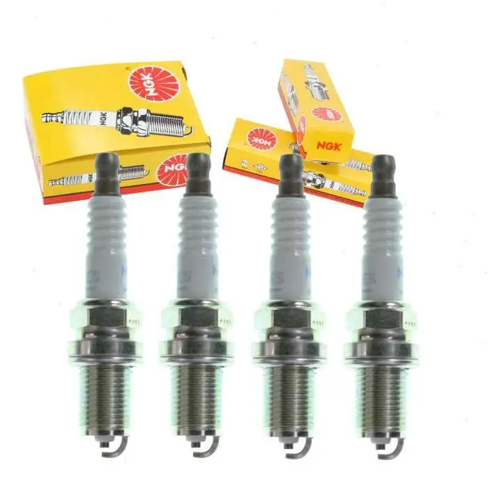 1998 Chevrolet Tracker 1.6L L4 4 pc NGK Standard Spark Plugs - Ignition Wire Secondary Brand New